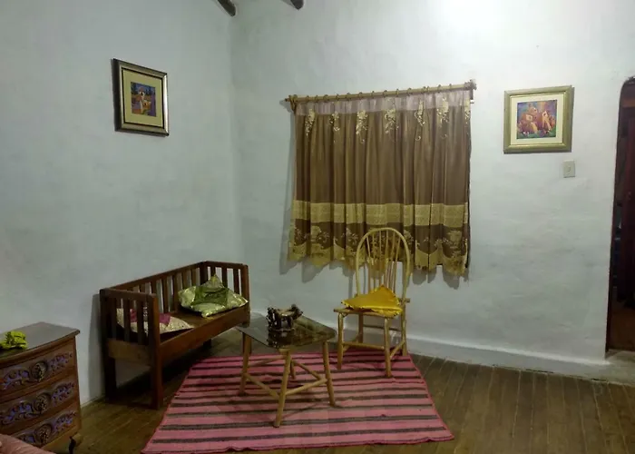 Machicado Farmhouse Bed & Breakfast